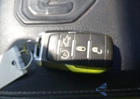 2020 Ram 1500 Laramie 4X4 5'7 Box from USA, damaged, VIN 1C6SRFJT3LN386812